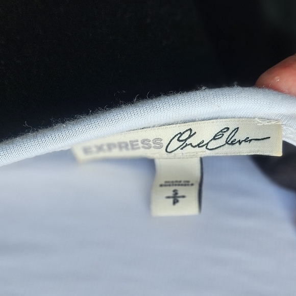 Express black and white cold shoulder top w racing stripes cool & comfortable - Picture 5 of 6